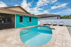 Private Pool Sunroom Beach Escape at Manatee
